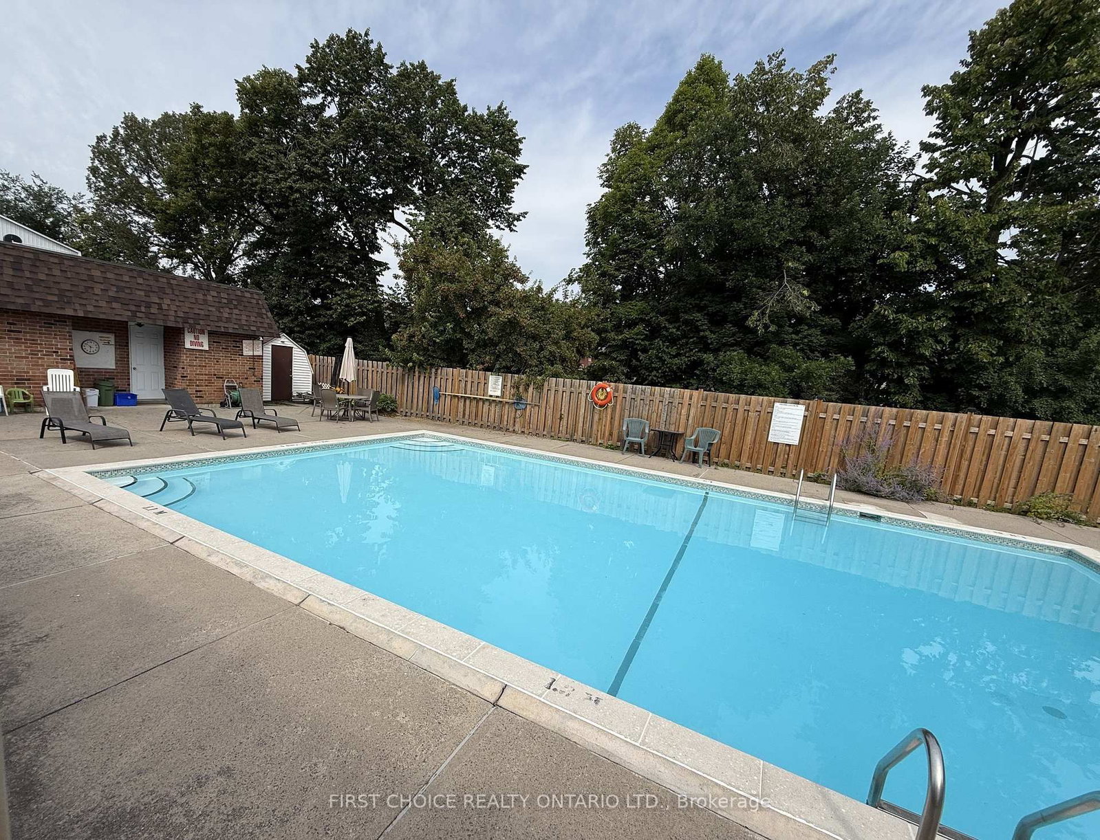 32 Appleby Private N • Ottawa, ON photo 33