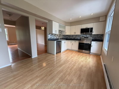 32 Appleby Private N • Ottawa, ON photo 6