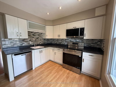 32 Appleby Private N • Ottawa, ON photo 7