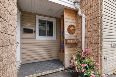 65 GLAMIS Road • Cambridge, ON photo 2