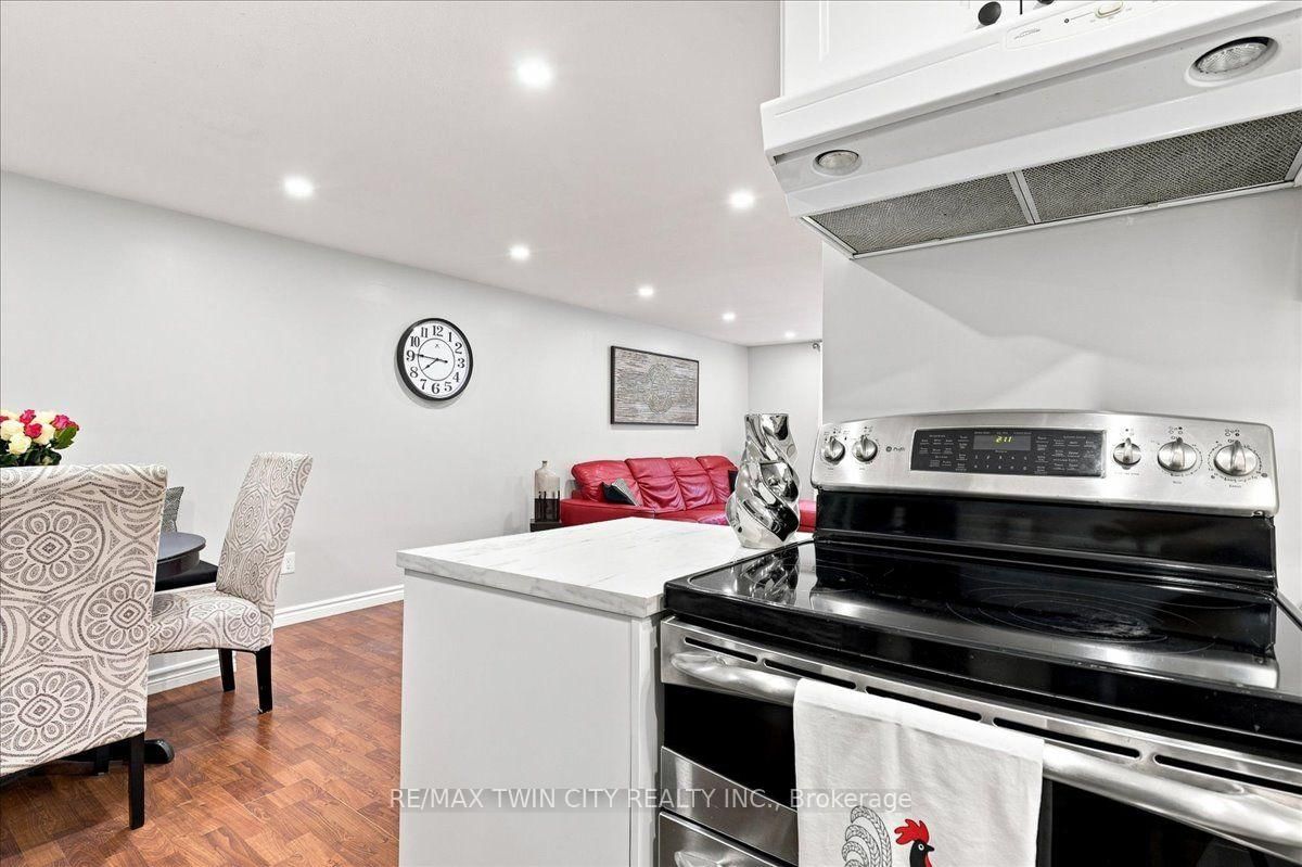 65 GLAMIS Road • Cambridge, ON photo 20