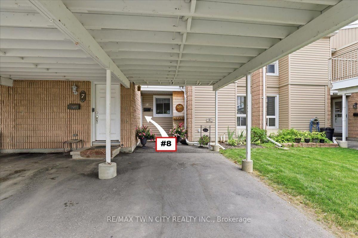65 GLAMIS Road • Cambridge, ON photo 3