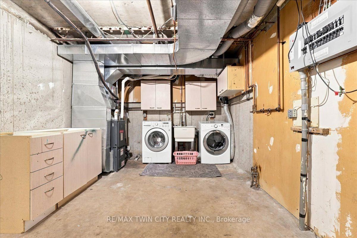 65 GLAMIS Road • Cambridge, ON photo 35