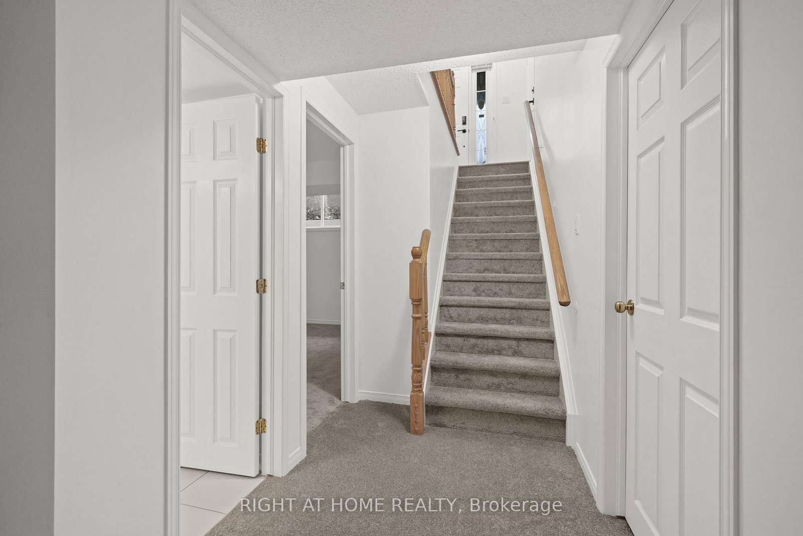 120 Grandpark Circle • Ottawa, ON photo 22