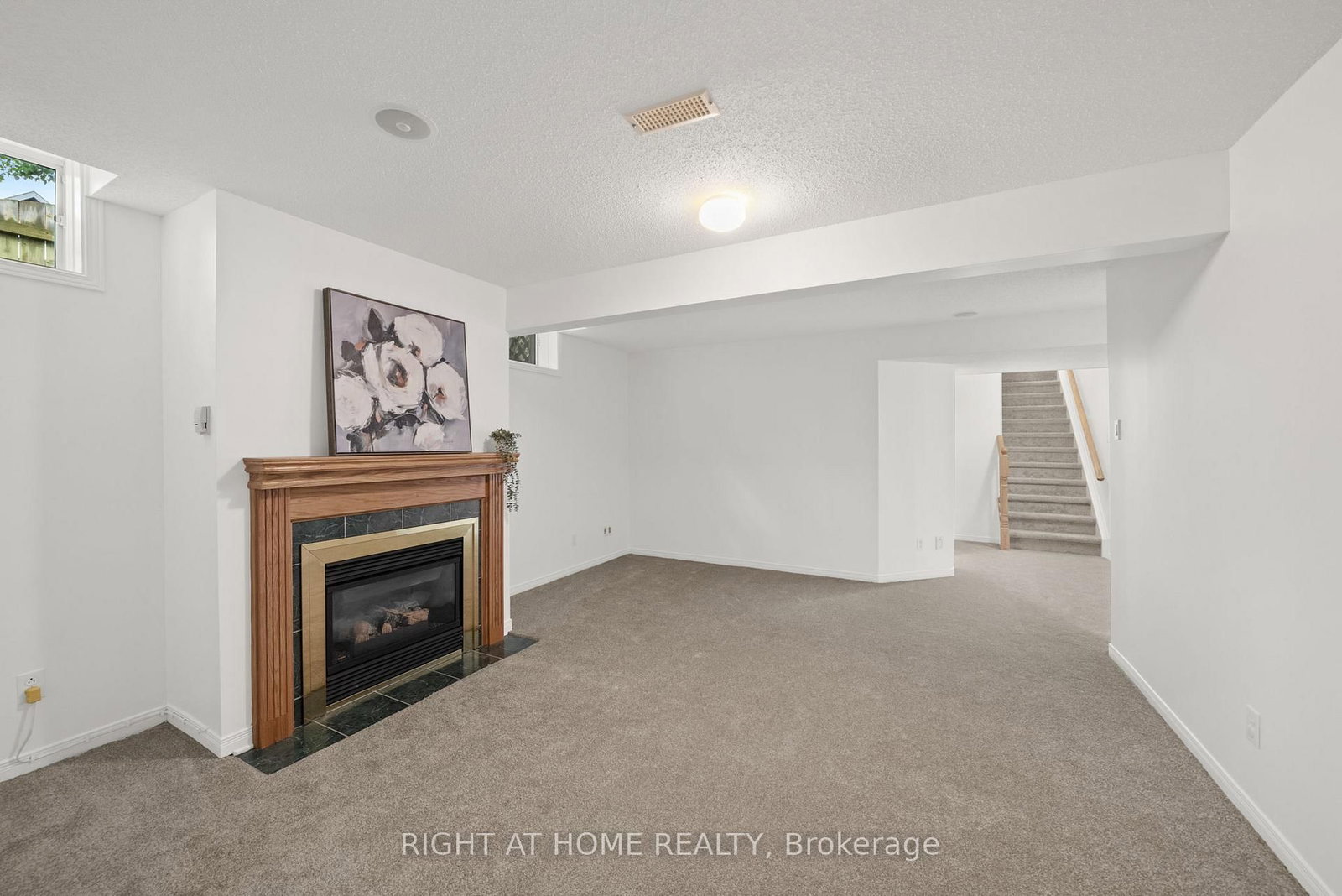 120 Grandpark Circle • Ottawa, ON photo 23