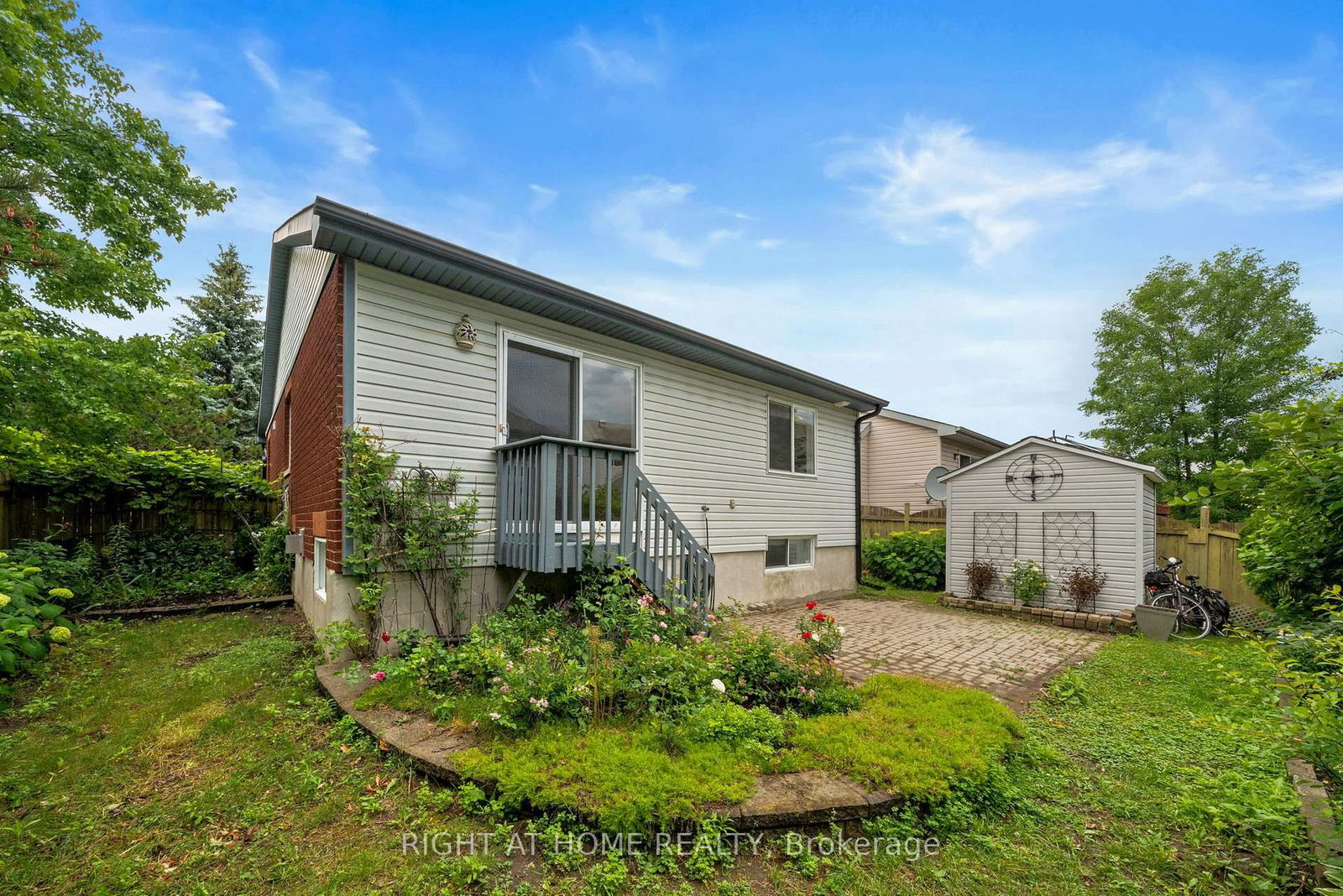 120 Grandpark Circle • Ottawa, ON photo 30