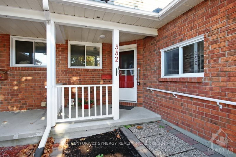 532 POCONO Crescent