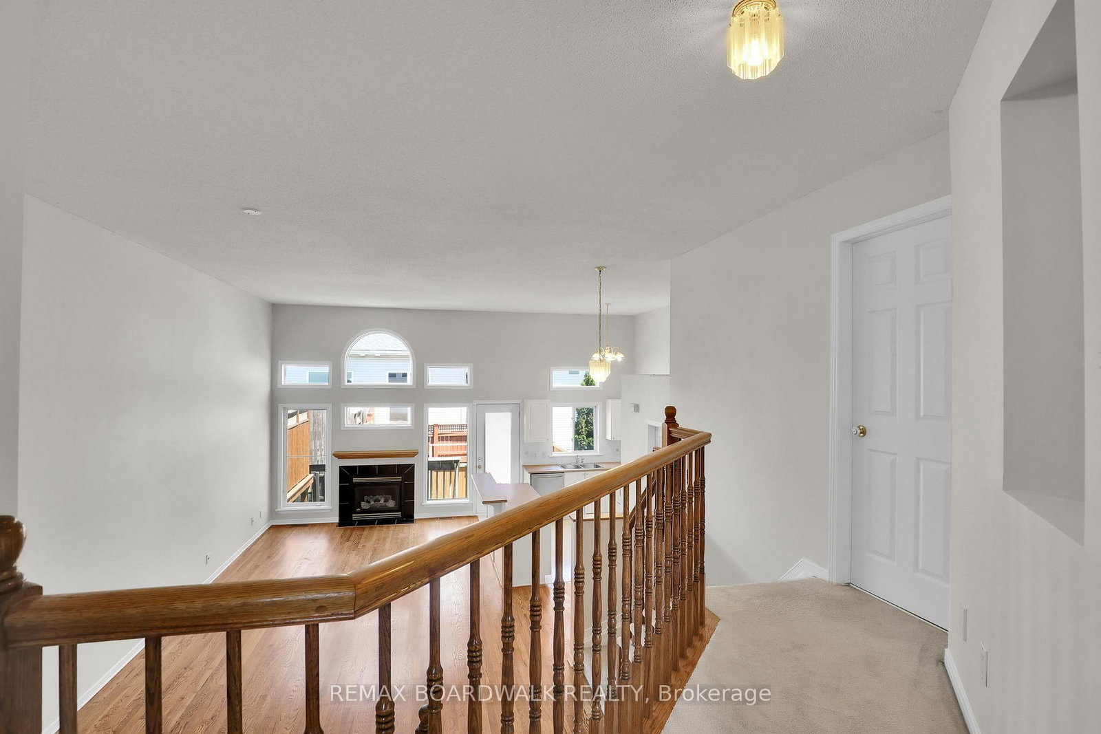 5 Maple Park Private • Ottawa, ON photo 18