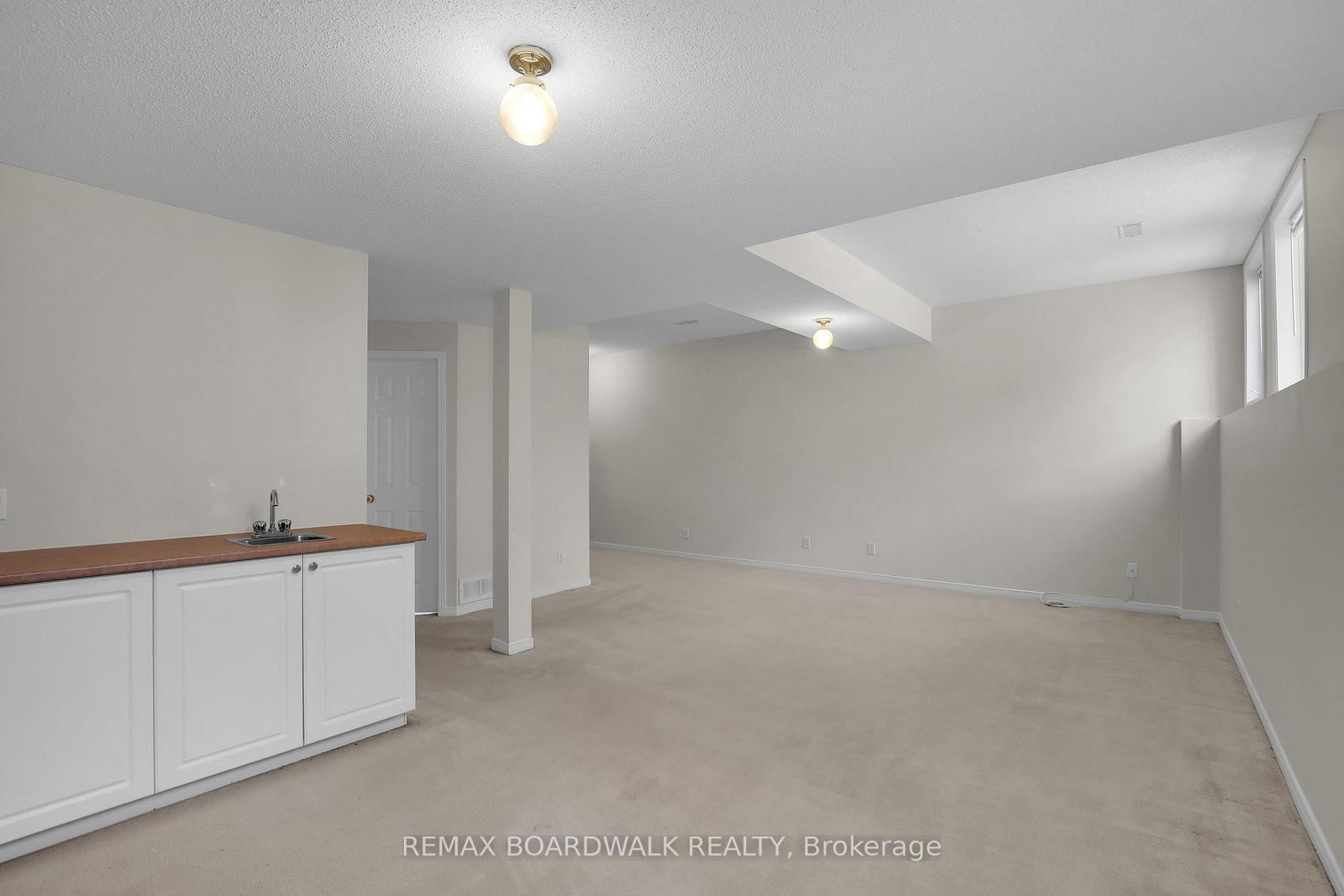 5 Maple Park Private • Ottawa, ON photo 29