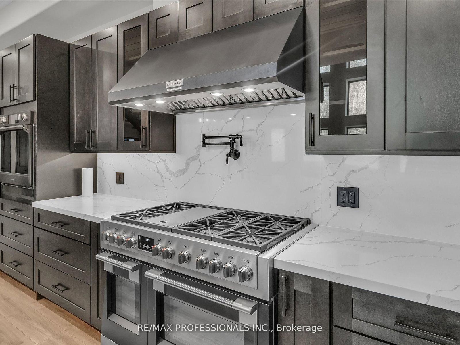 2320 Highway 117 • Lake of Bays, ON photo 13