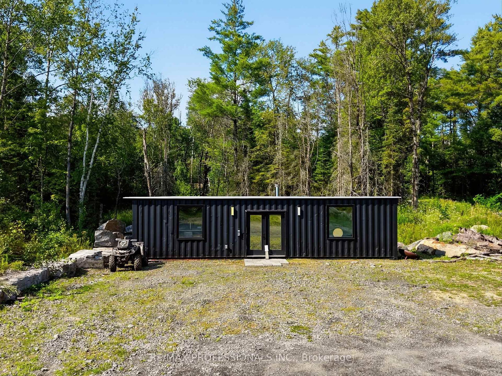 2320 Highway 117 • Lake of Bays, ON photo 35