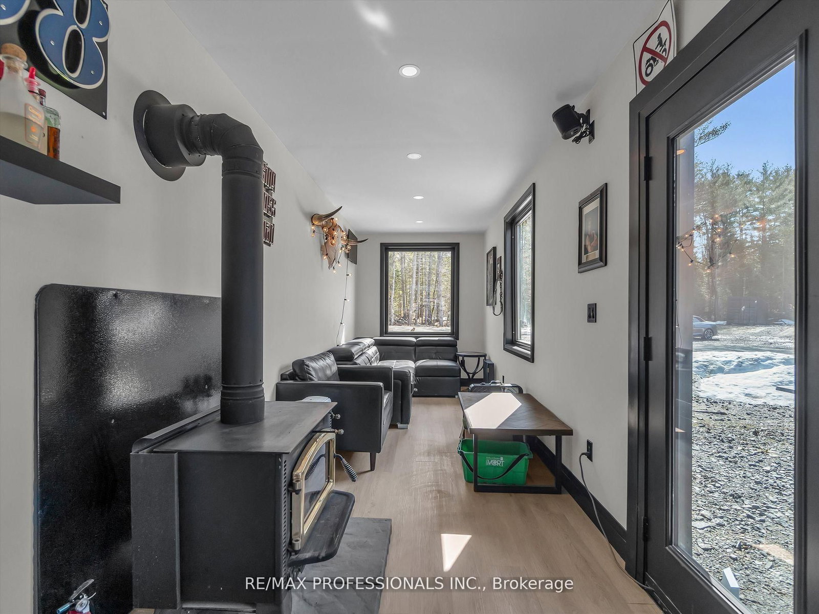 2320 Highway 117 • Lake of Bays, ON photo 37