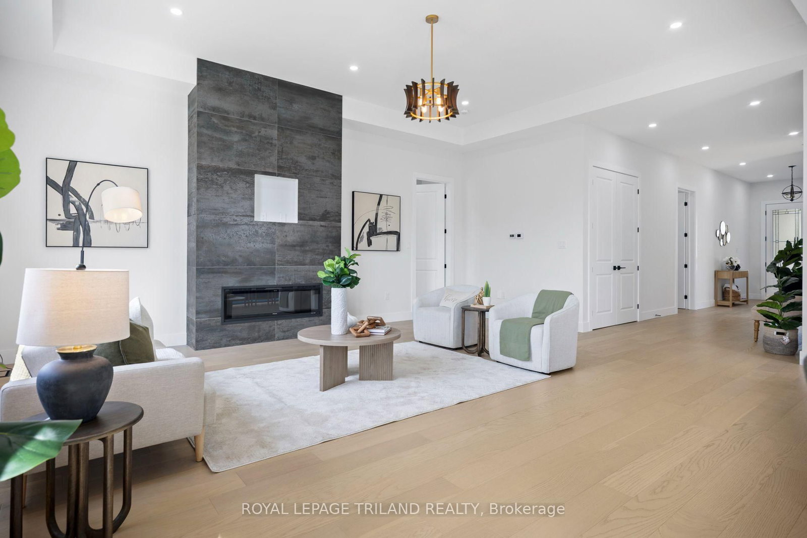 4 Titan Court • Dutton/Dunwich, ON photo 14