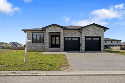 4 Titan Court • Dutton/Dunwich, ON photo 2