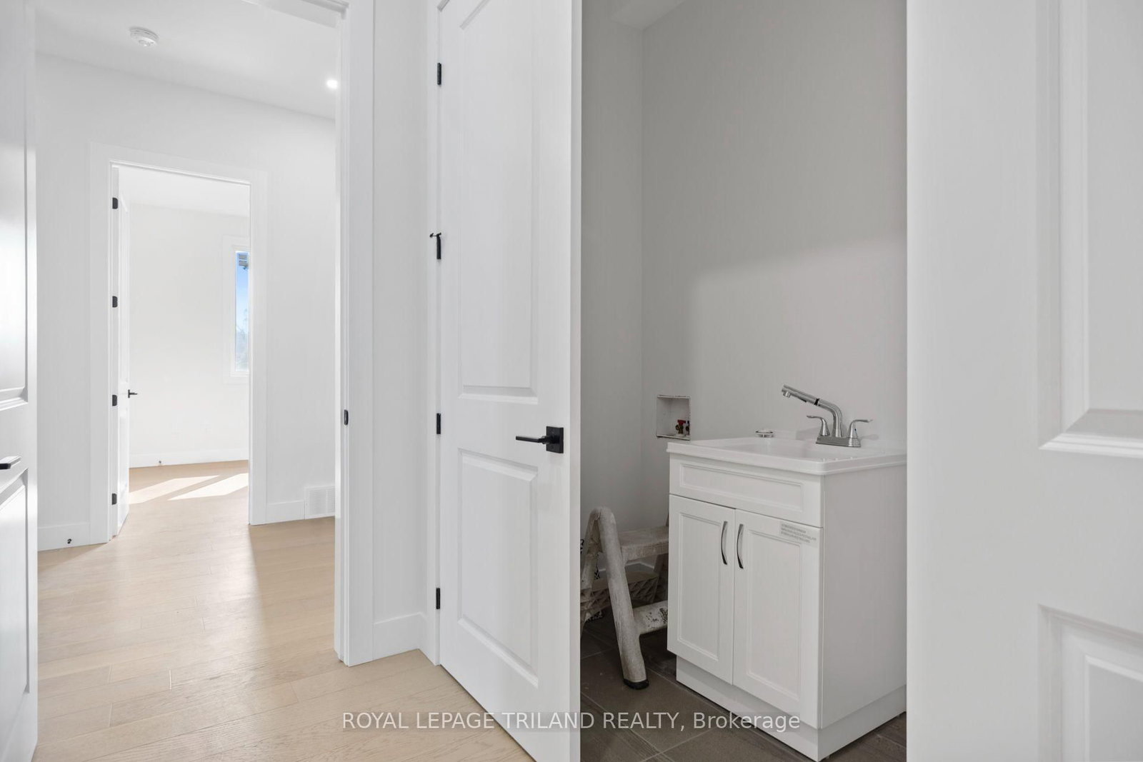 4 Titan Court • Dutton/Dunwich, ON photo 23