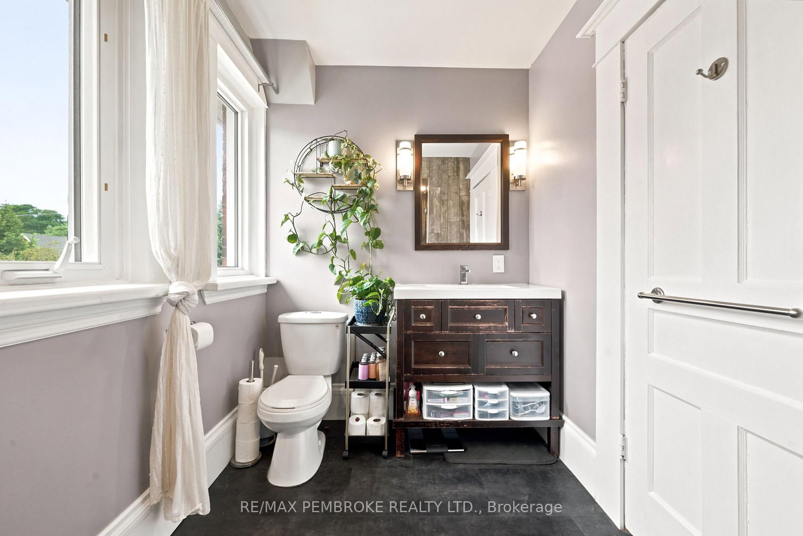550 Mary Street • Pembroke, ON photo 20