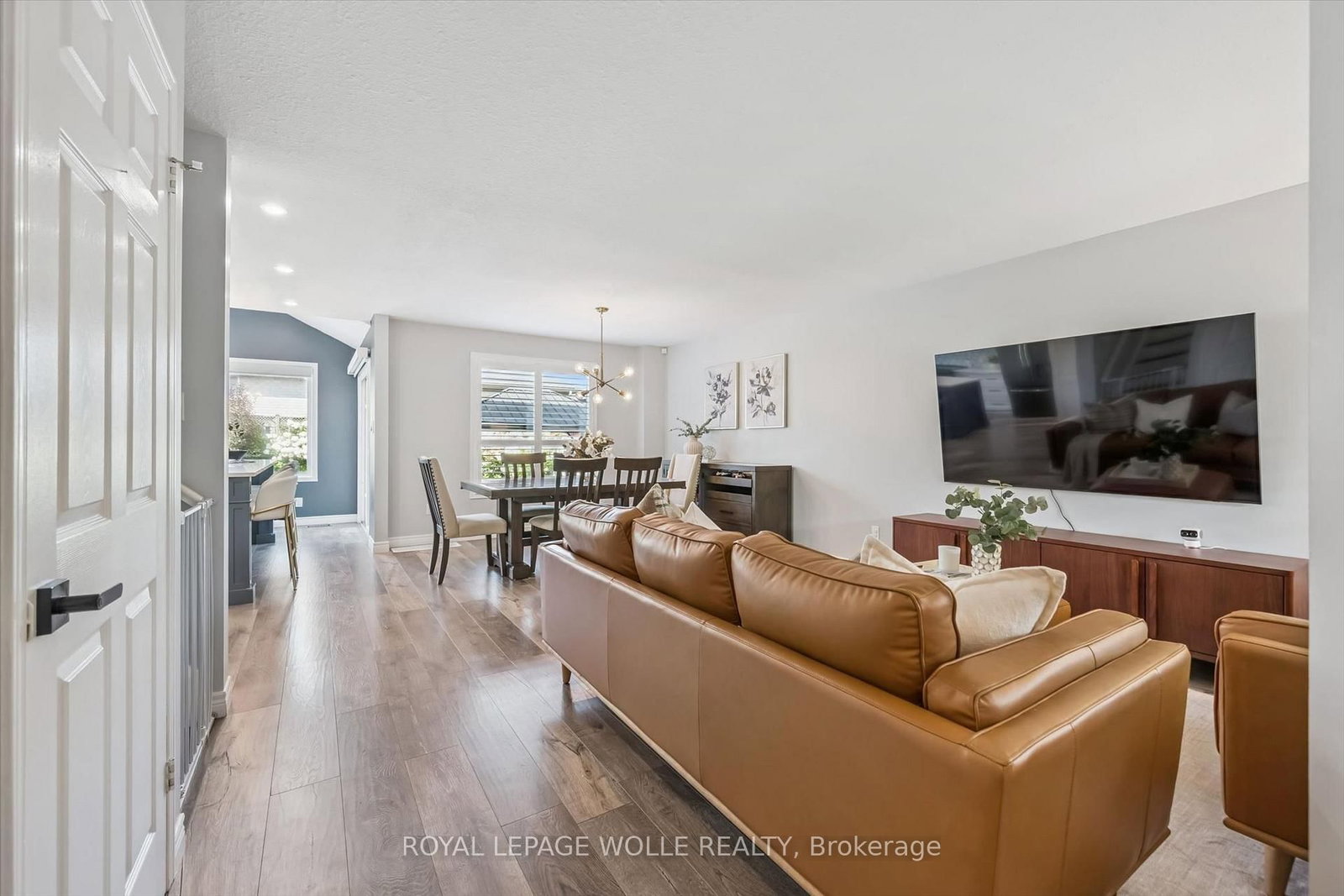 109 Rush Meadow Street • Kitchener, ON photo 4