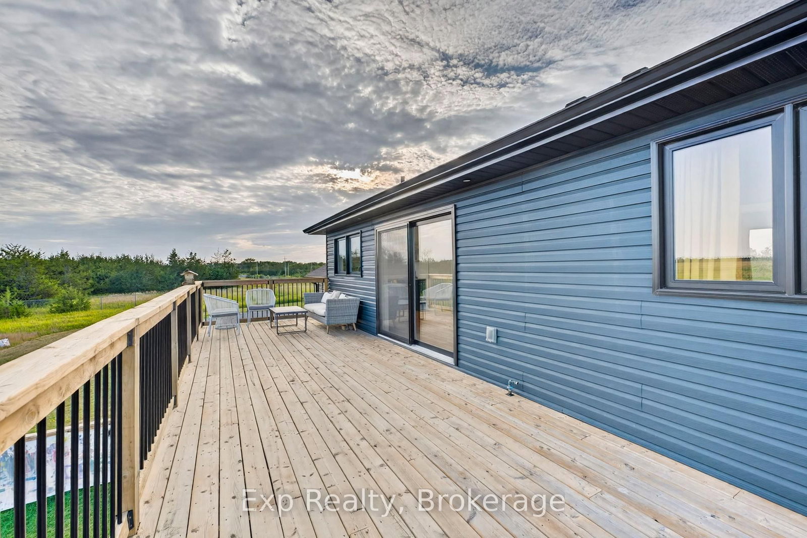 3300 County Road 2 Road • Prince Edward County, ON photo 38