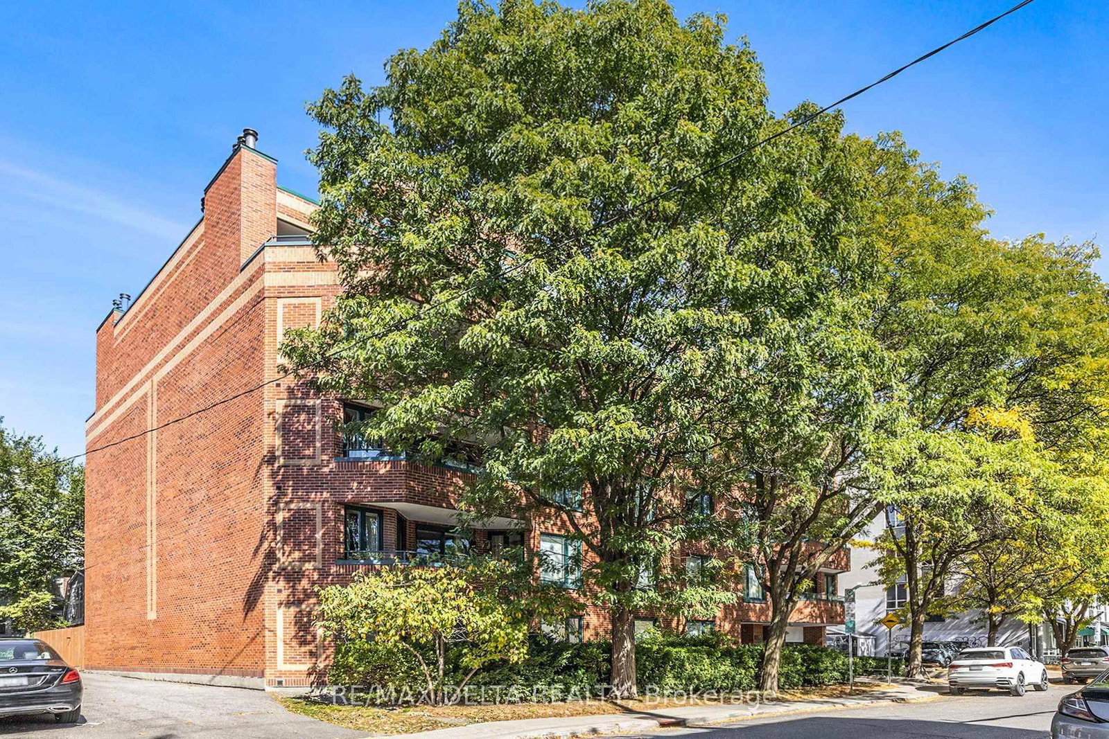 295 Gilmour Street • #304 • Ottawa, ON photo 2