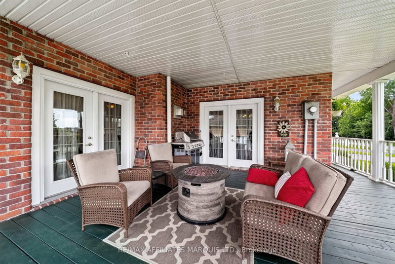 6242 SHANNON Lane
