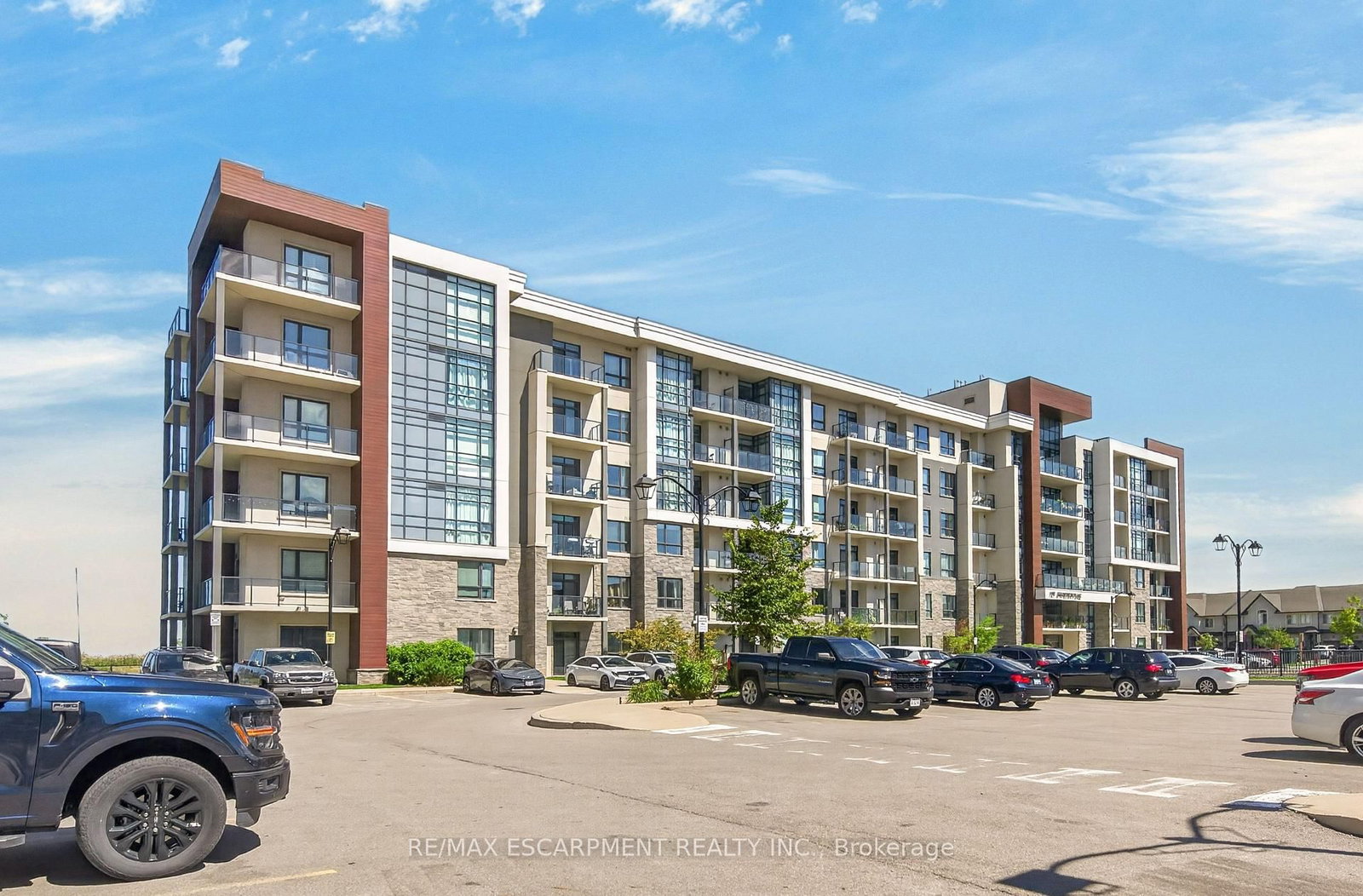 101 Shoreview Place • #123 • Hamilton, ON photo 4