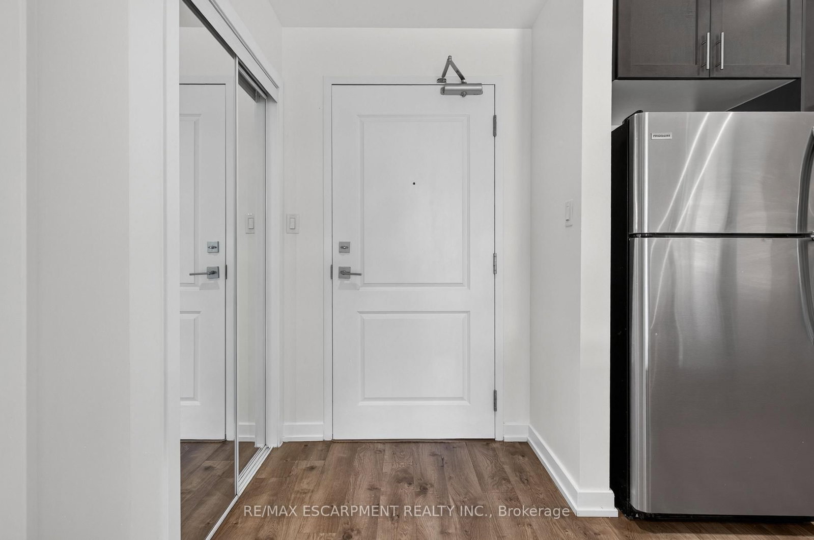 101 Shoreview Place • #123 • Hamilton, ON photo 8