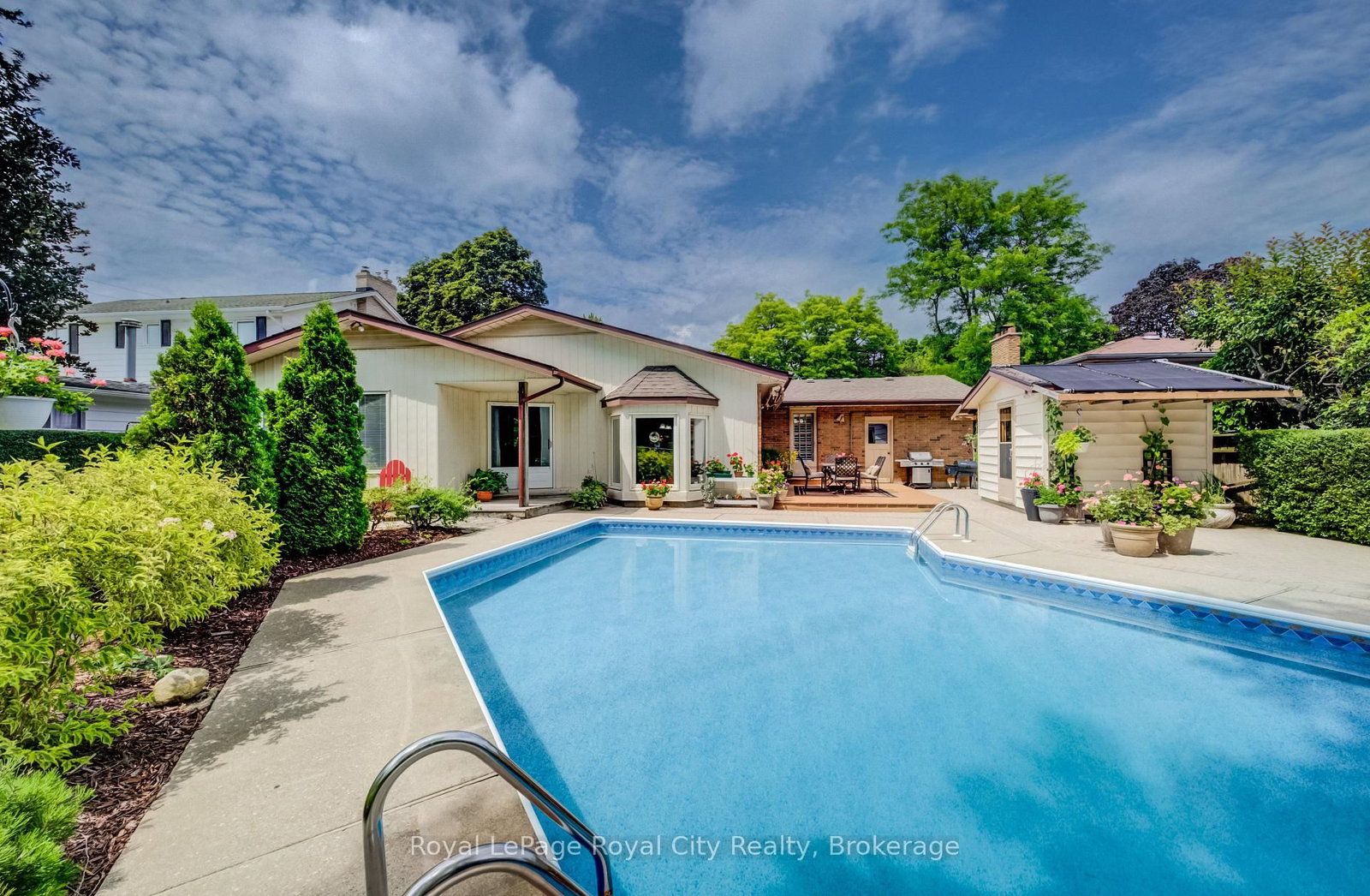 24 Maplewood Drive • Guelph, ON photo 36