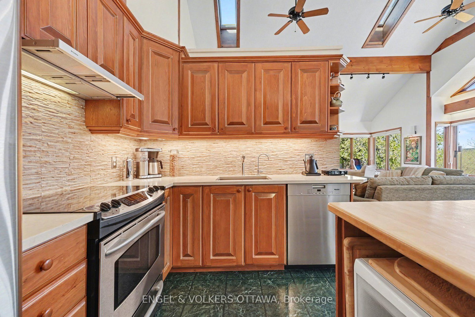 4637 Northwoods Drive • Ottawa, ON photo 22