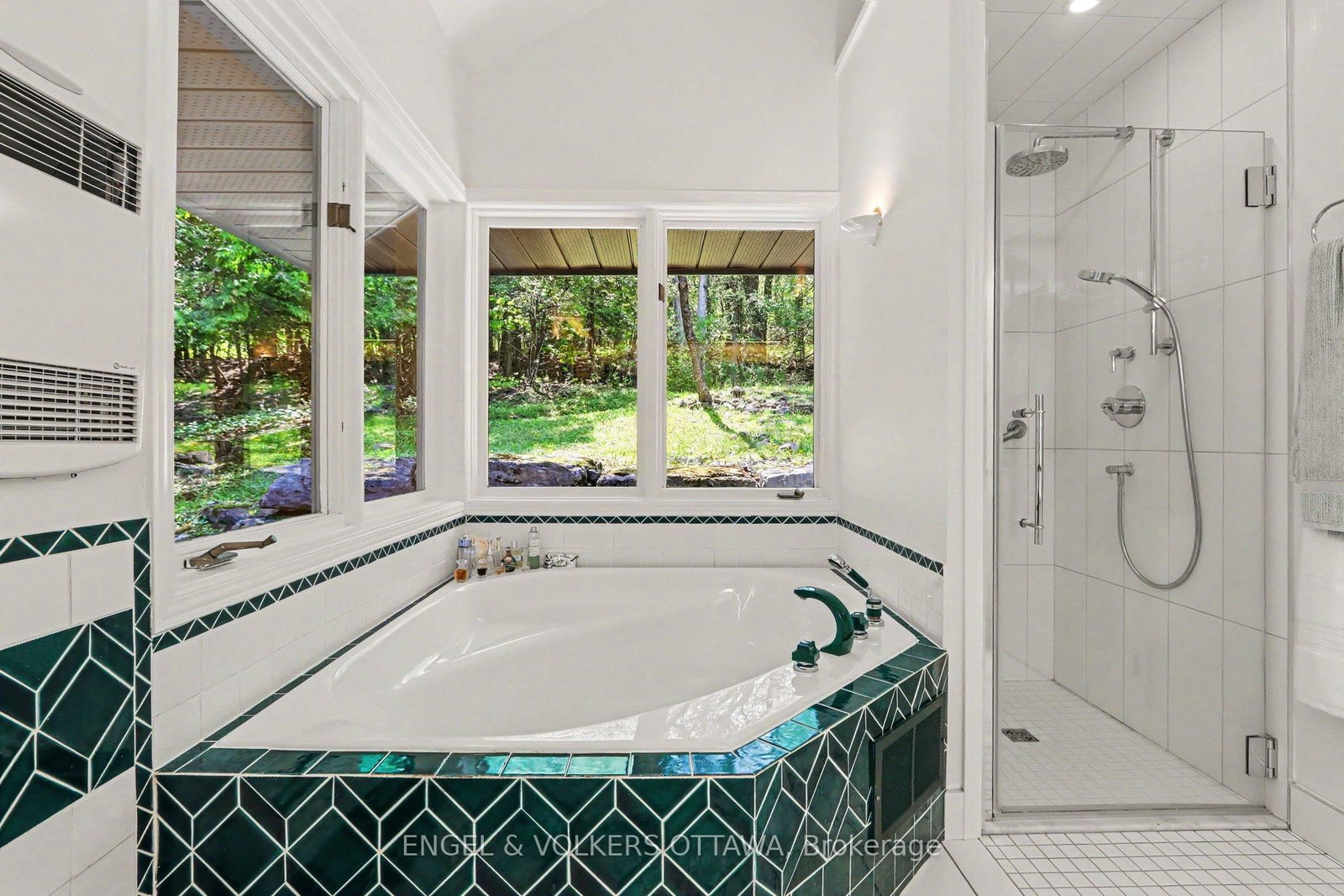 4637 Northwoods Drive • Ottawa, ON photo 28