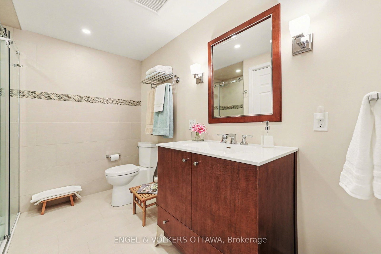 4637 Northwoods Drive • Ottawa, ON photo 37