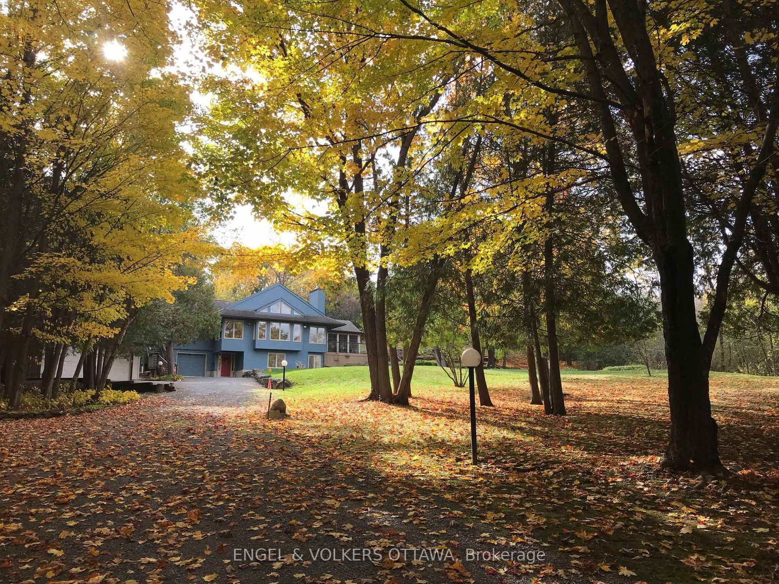 4637 Northwoods Drive • Ottawa, ON photo 41