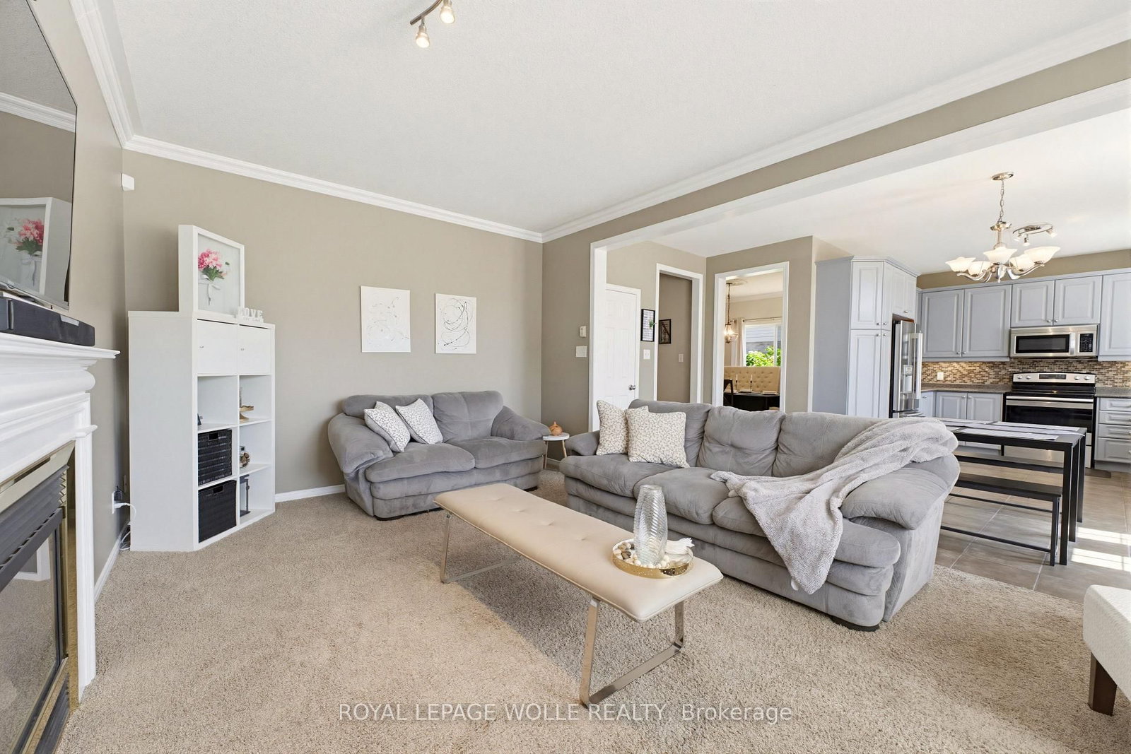 359 Pine Valley Drive • Kitchener, ON photo 18
