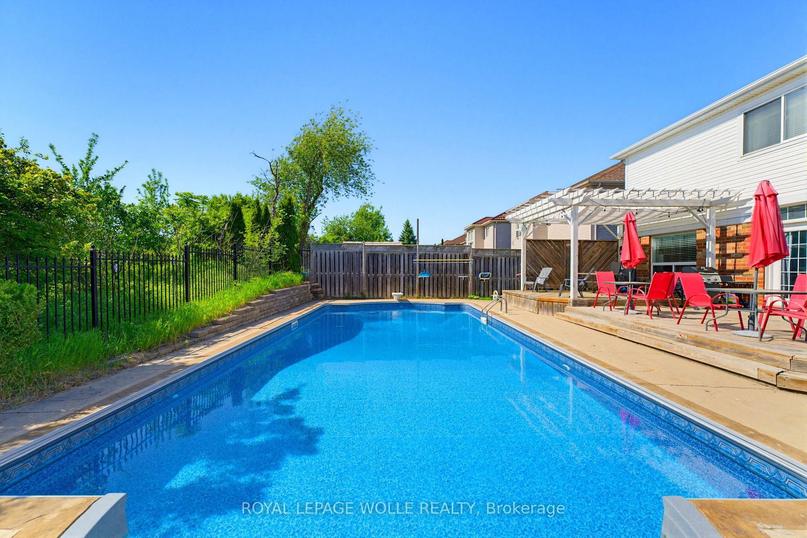 359 Pine Valley Drive • Kitchener, ON photo 42
