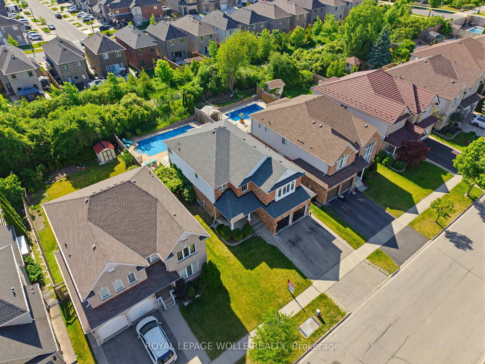 359 Pine Valley Drive • Kitchener, ON photo 43