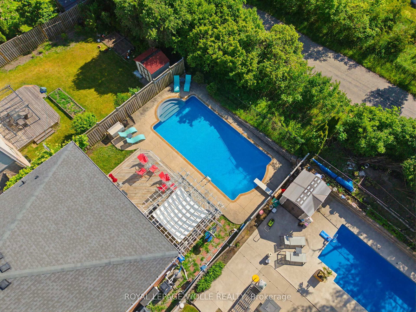 359 Pine Valley Drive • Kitchener, ON photo 46