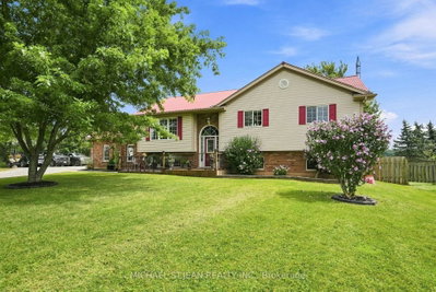 3557 Grimsby Road • Grimsby, ON photo 2