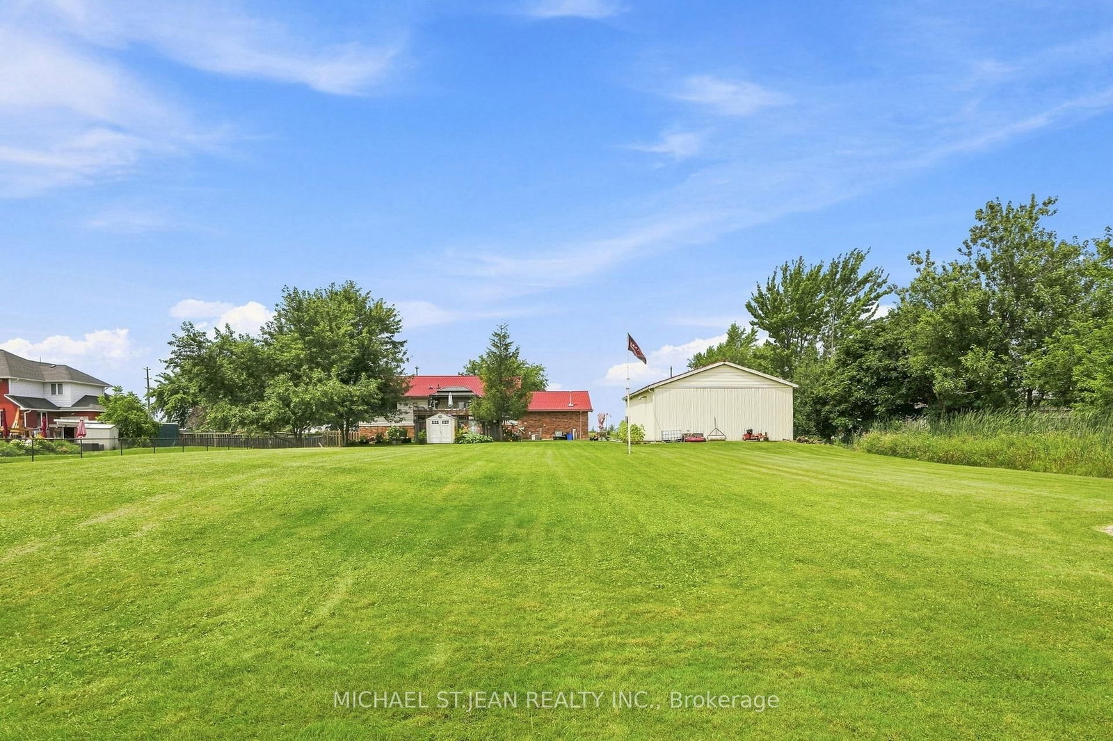 3557 Grimsby Road • Grimsby, ON photo 45