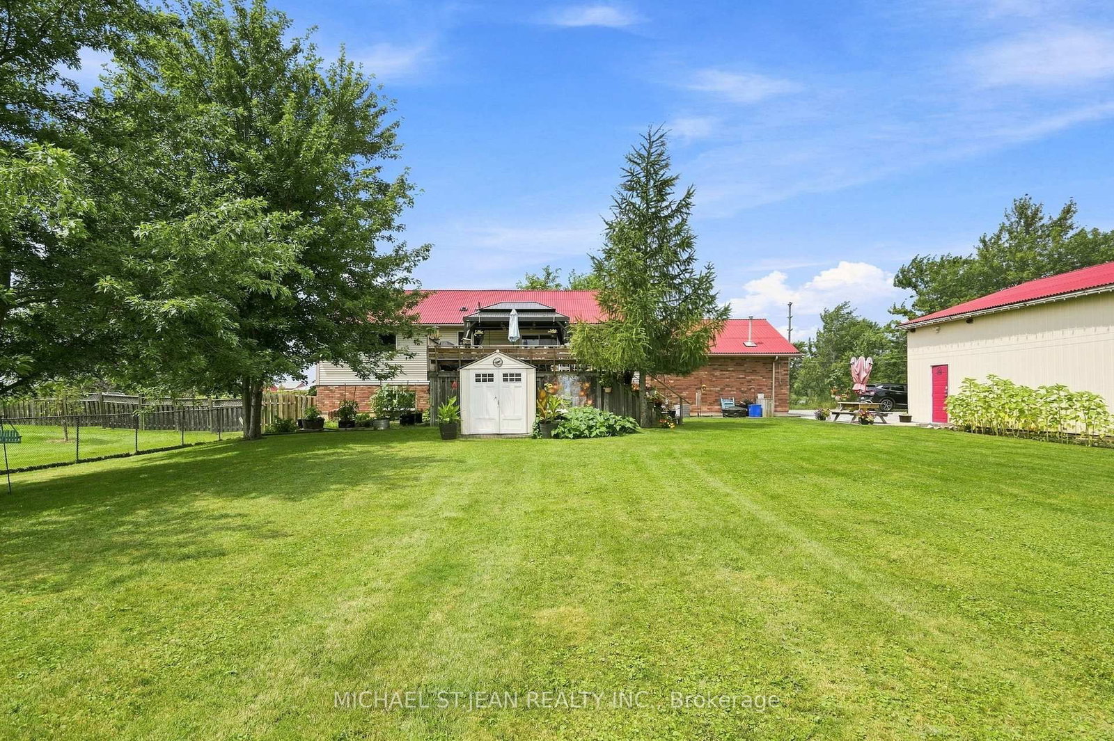 3557 Grimsby Road • Grimsby, ON photo 46