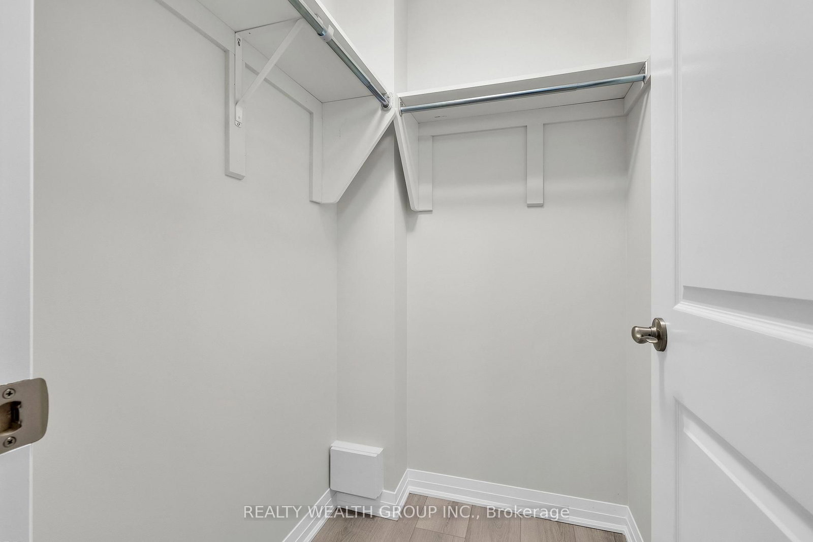 25 ISHERWOOD Avenue N • #69 • Cambridge, ON photo 21