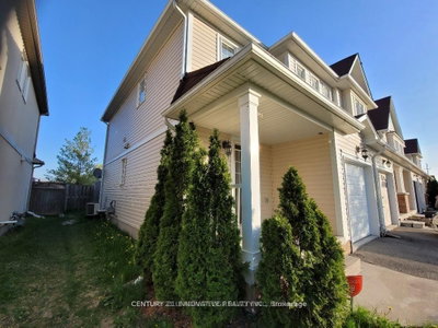 26 Duncan Avenue • Brantford, ON photo 3