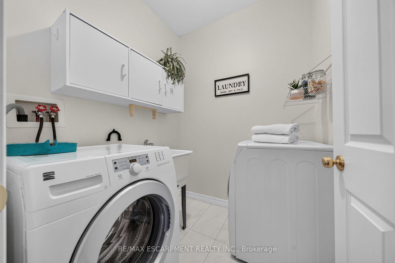 21 TWENTYPLACE Boulevard • Hamilton, ON photo 15