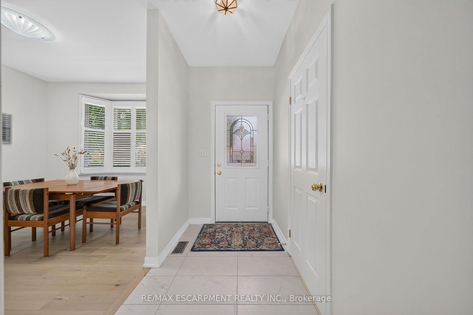 21 TWENTYPLACE Boulevard • Hamilton, ON photo 3