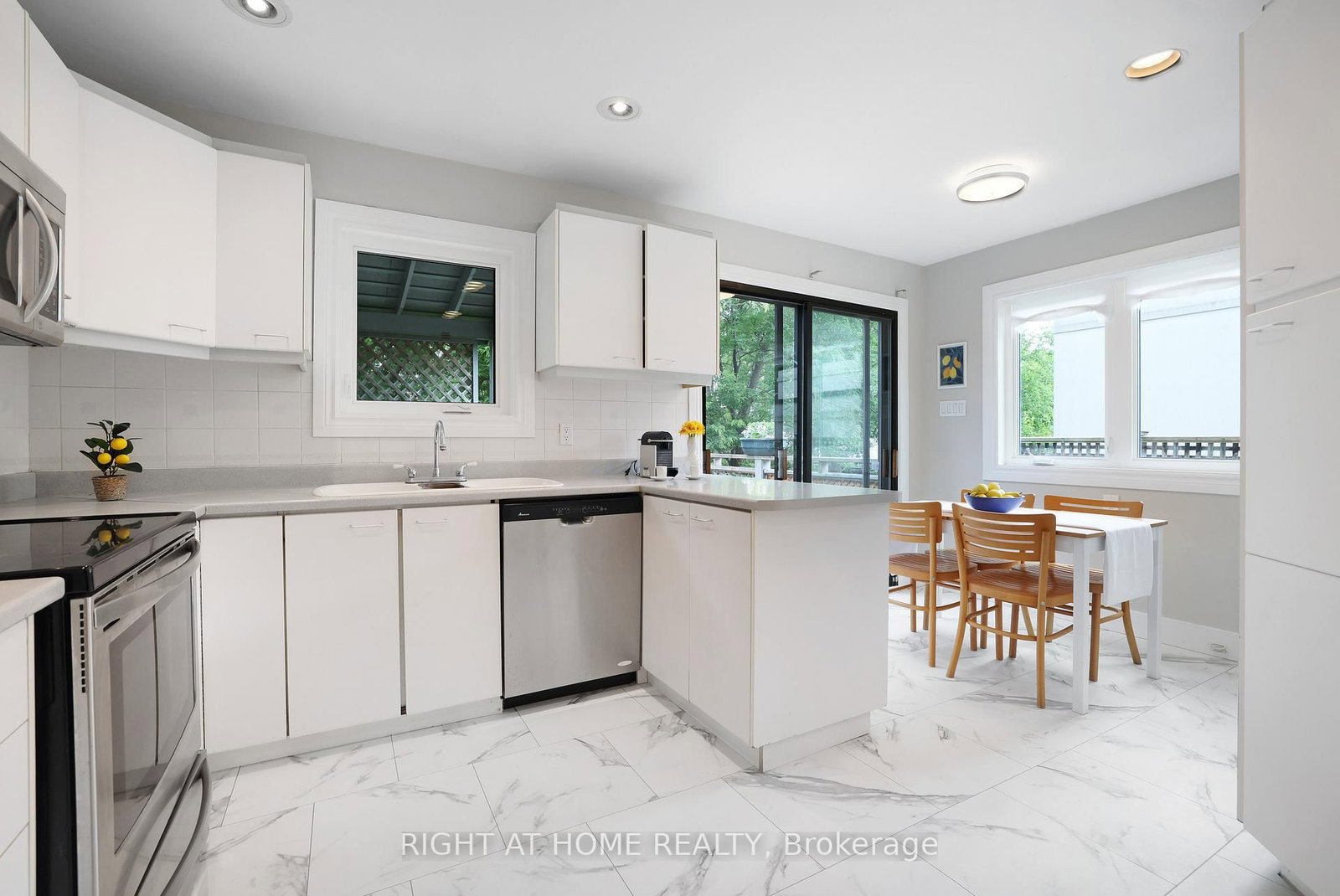 333 Main Street • Ottawa, ON photo 10