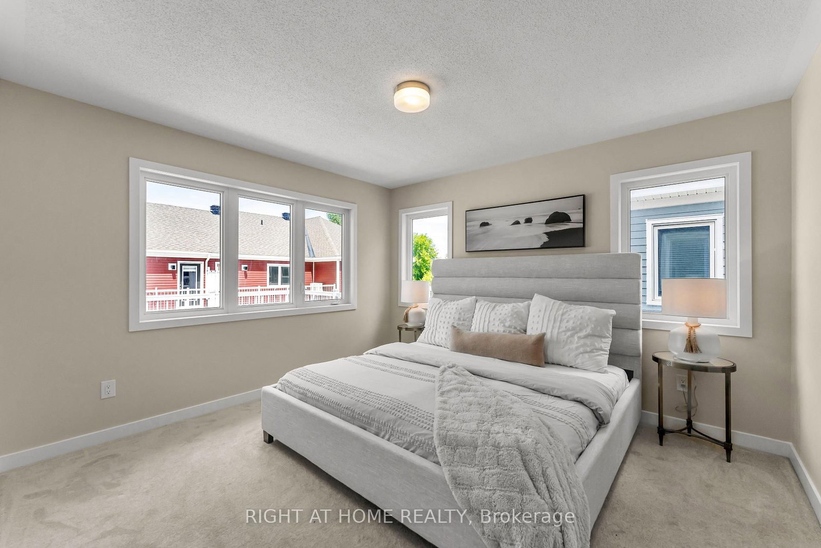 6319 Perth Street • Richmond, ON photo 26