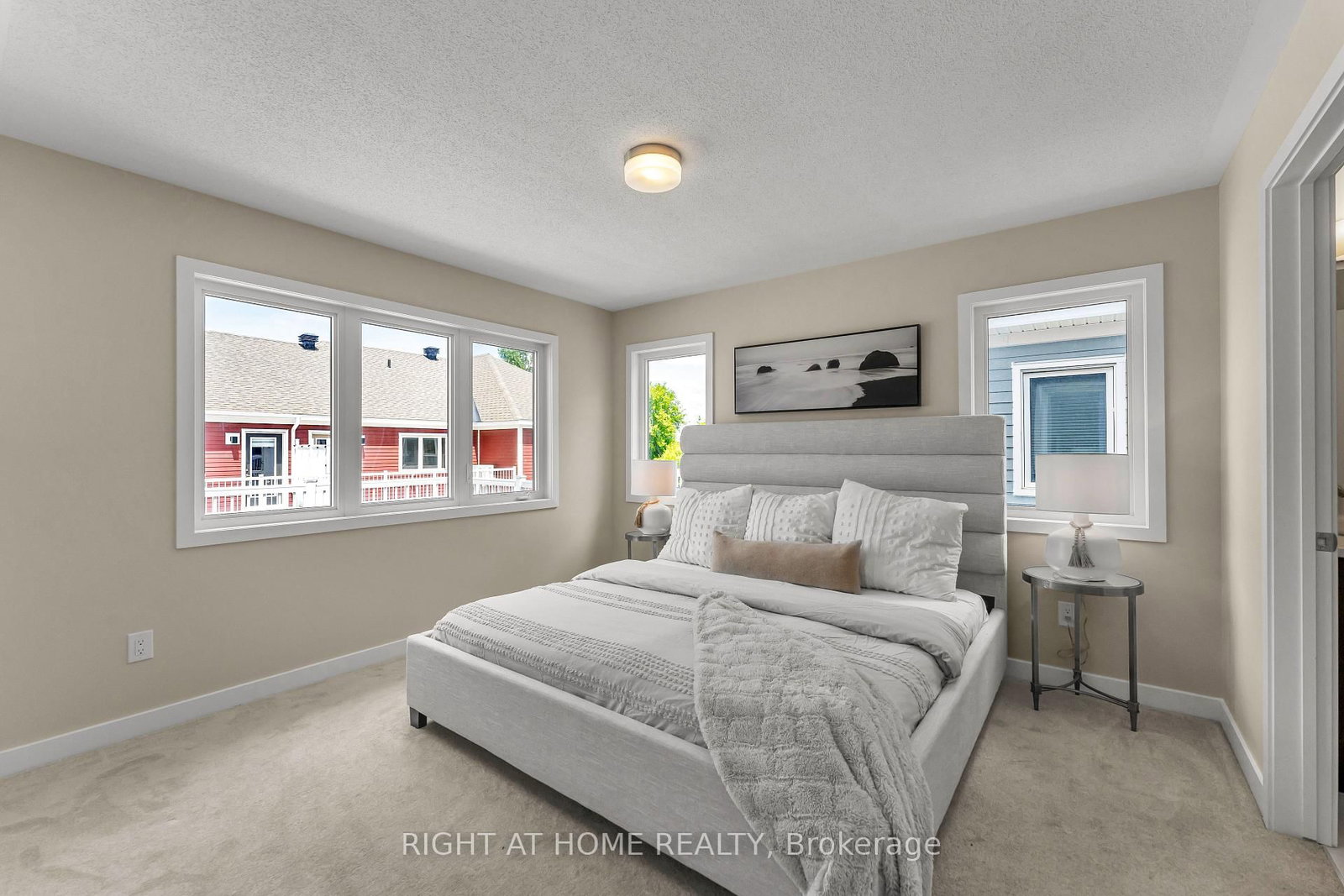 6319 Perth Street • Richmond, ON photo 27