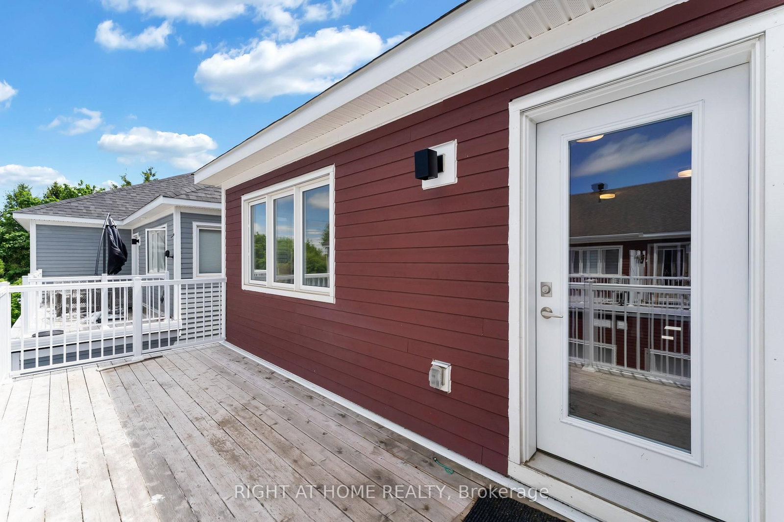 6319 Perth Street • Richmond, ON photo 40