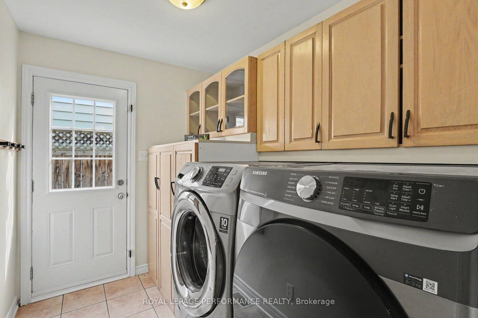13 Centrepark Drive • Ottawa, ON photo 15