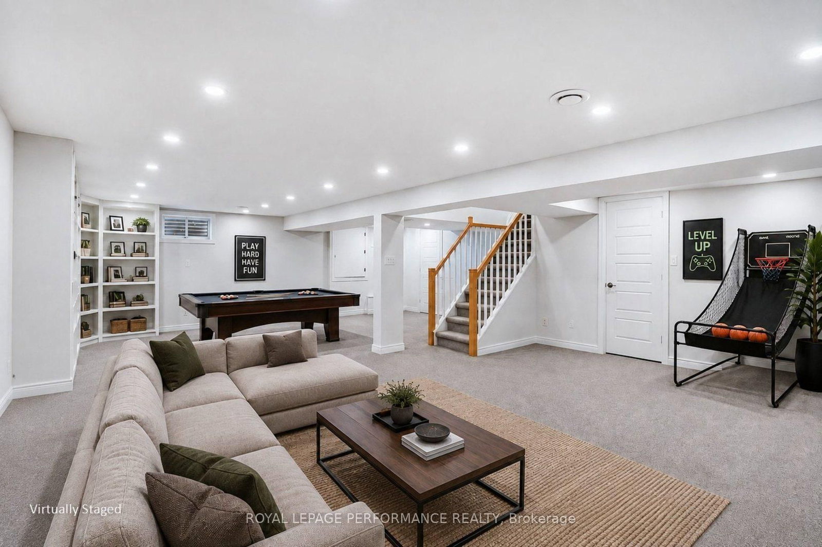 13 Centrepark Drive • Ottawa, ON photo 30