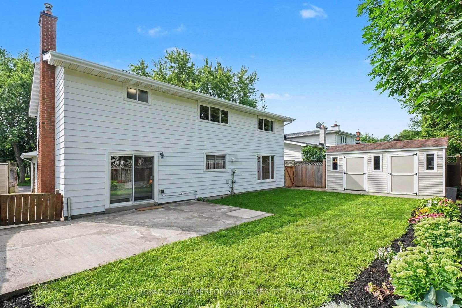 13 Centrepark Drive • Ottawa, ON photo 33