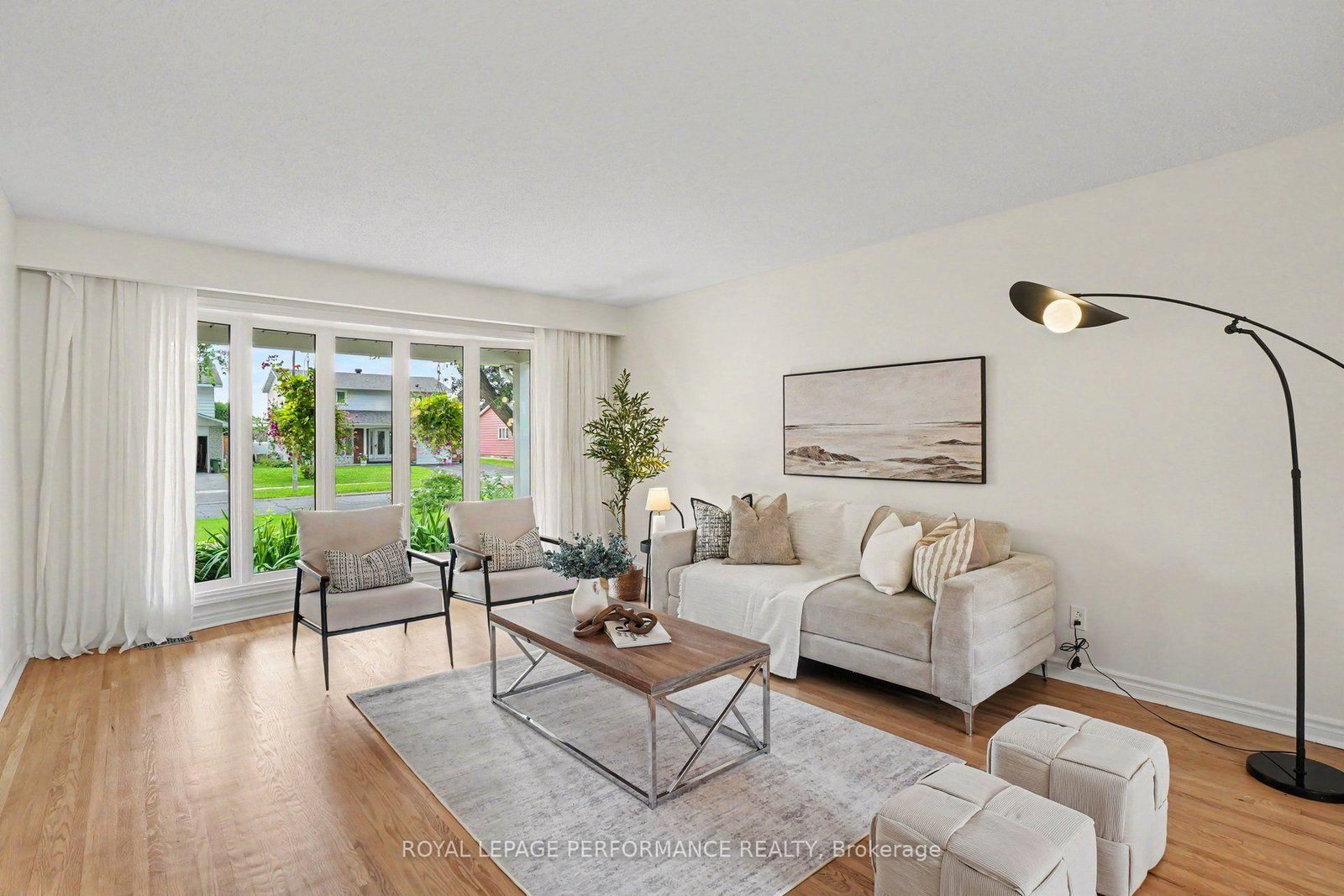 13 Centrepark Drive • Ottawa, ON photo 6